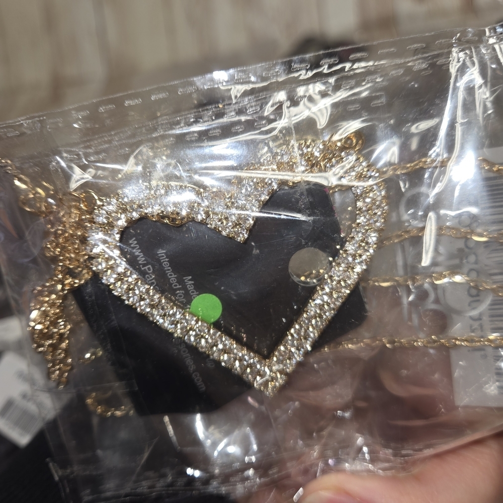 Wholesale Lot of Fashion Phone Charm Accessories - Mixed Colors and Styles - Picture 5 of 9